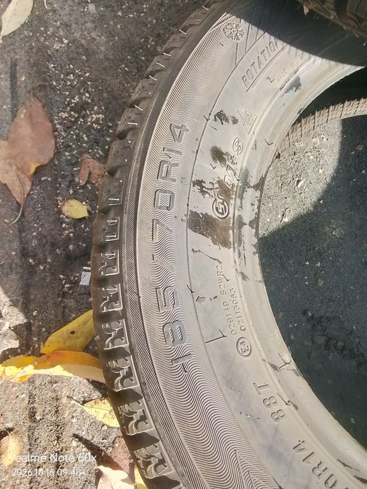 Продам  зимние шины
