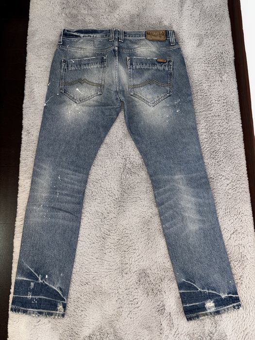 Mustang jeans   .