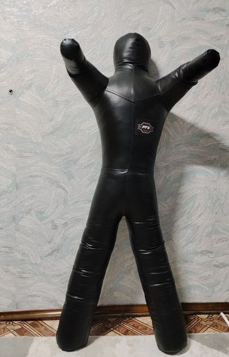 Маникен для тренировки