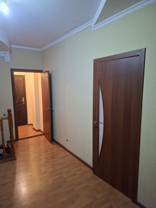 Продам 5 комн.квартиру Астана, Бараева 25