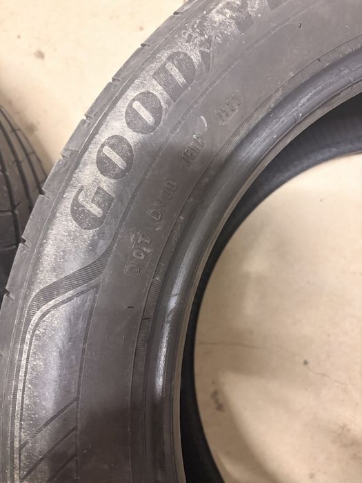 Летни гуми Good Year 225/55/17 ДОТ 1522 2 броя