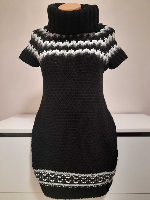 Топли пуловери, блузи и шал