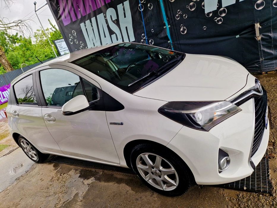 TOYOTA Yaris 2015 — imagine 3