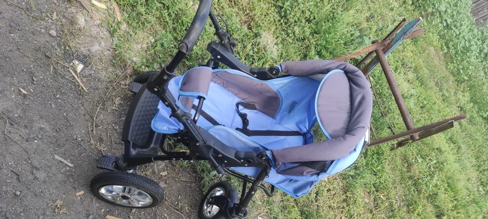 Детская коляска.