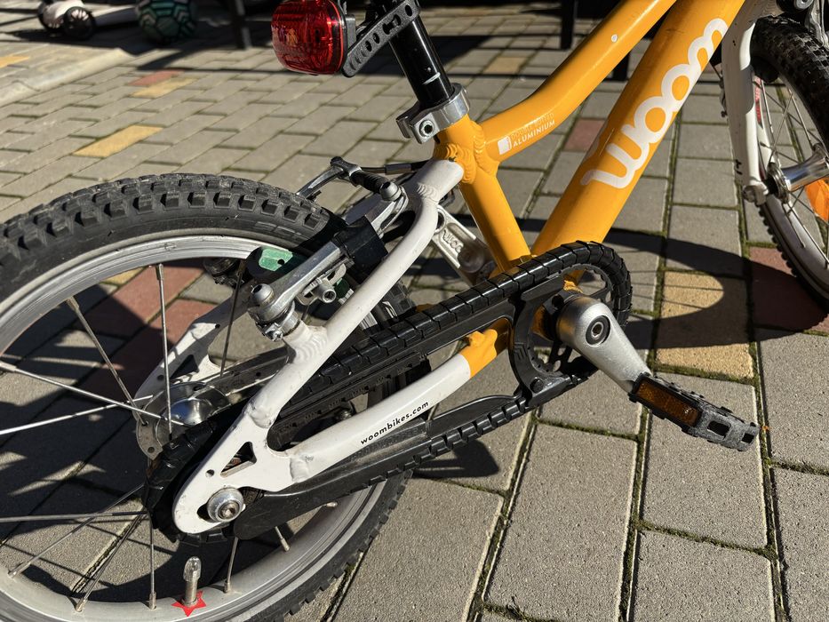 bicicleta copii galbena woom 2