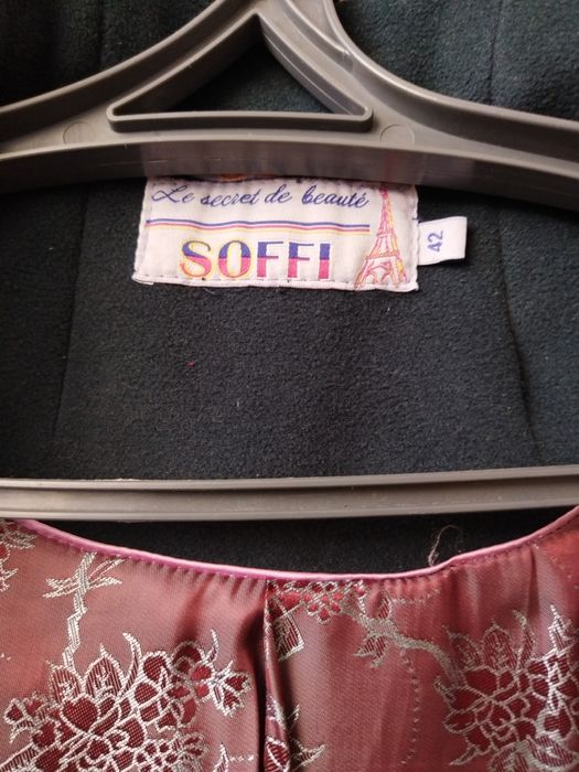 Продам женское пальто