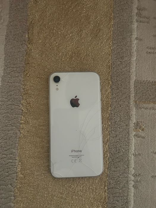Iphone xr 64гб емкость100