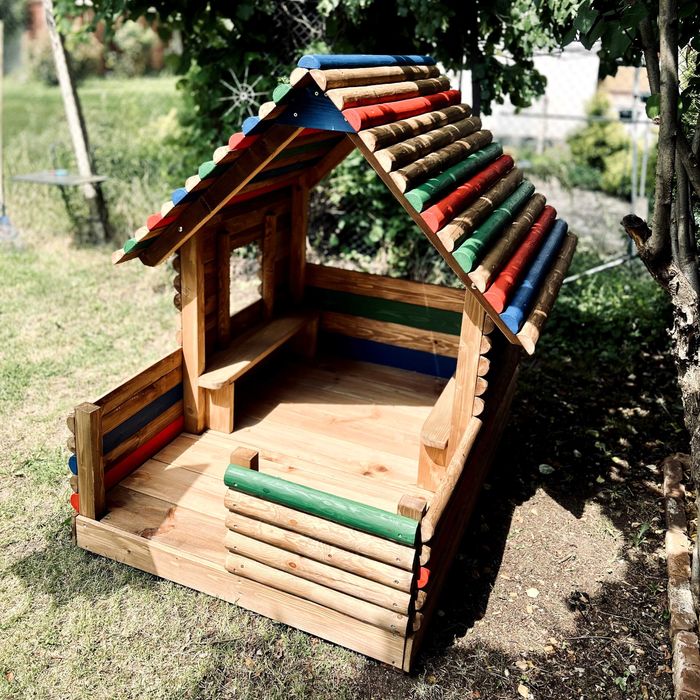 Къщичка за деца от 3 до 8г.