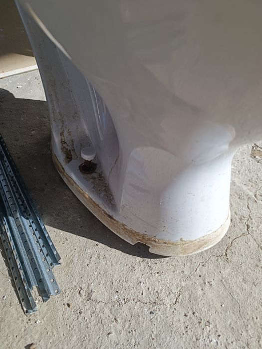 Унитаз и раковина 60 см