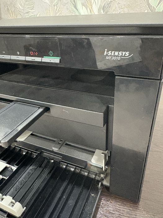 Мфу Canon MF3010 в отличном состоянии