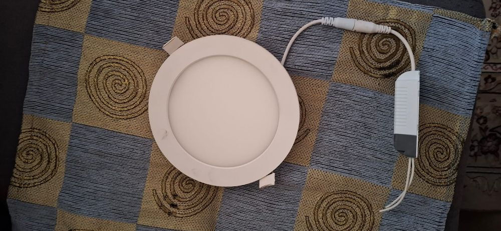 Потолочное освещение