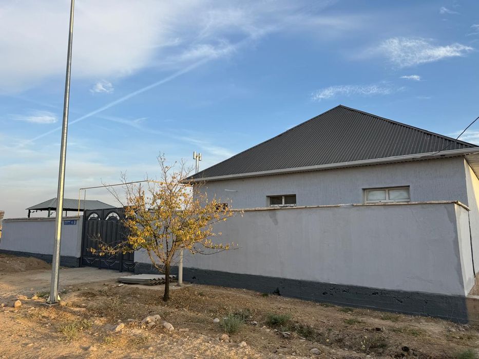 Продам Дом 5 комнат