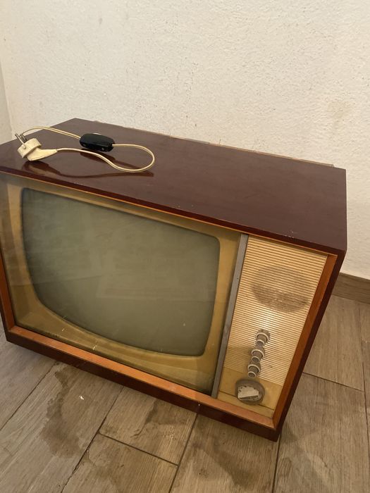 Ретро теливозор “Пирин”