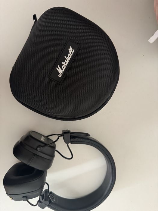 Наушники Marshall lV