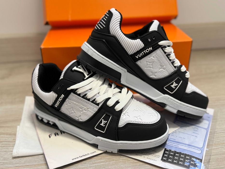 Adidasi Louis Vuitton Trainer Sneaker Black-White Produs Nou-Full Box