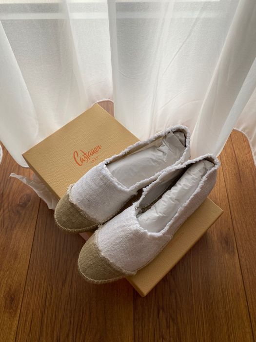 Vând espadrile Castaner
