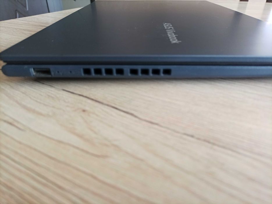 Asus X1502Z, I5- 1235U-16Gb ram, 512ssd,Windows 11 pro