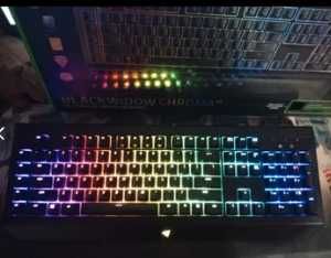 Tastatura Razer Blackwidow Chroma V2