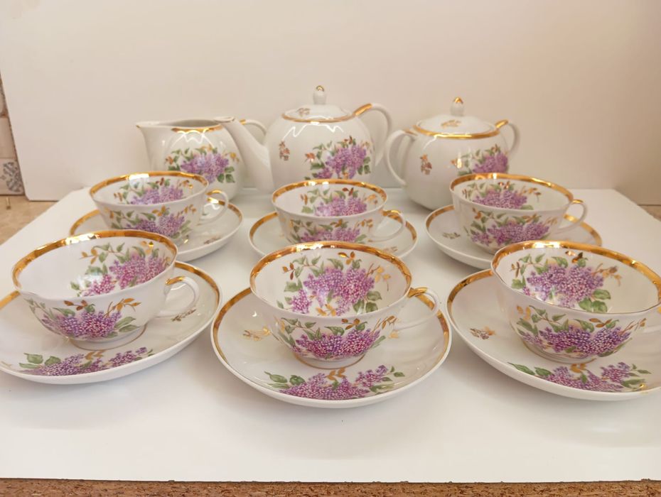 Руски порцелан. Сервиз .