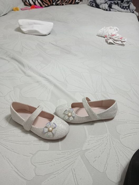 Продам детские вещи на девочку