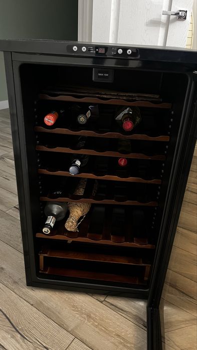 Винный холодильник