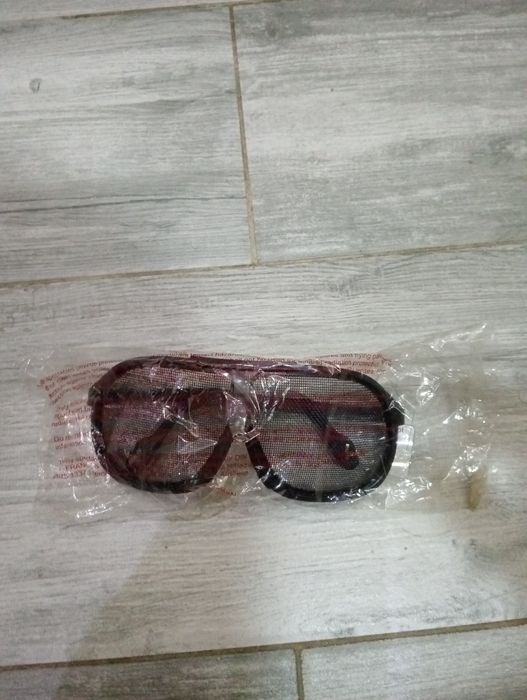 Продам защитные очки