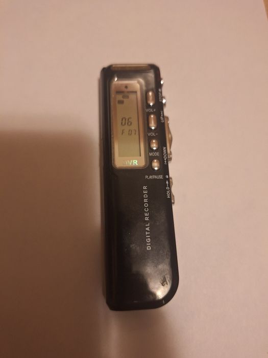 Reportofon iUni REP04 nou cu cablu si microfon