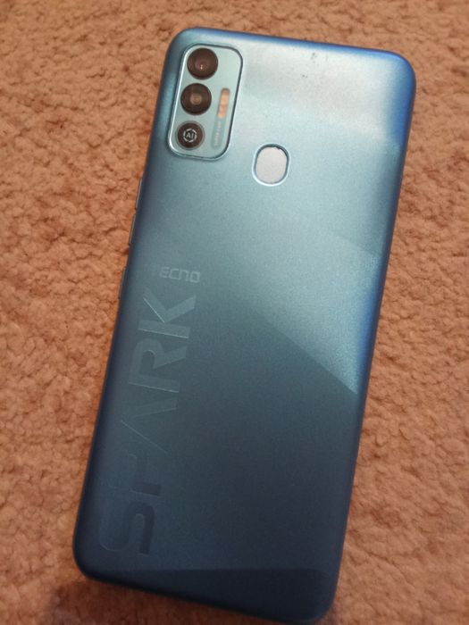 Продам TECNO SPARK 7 в хорошем состоянии
