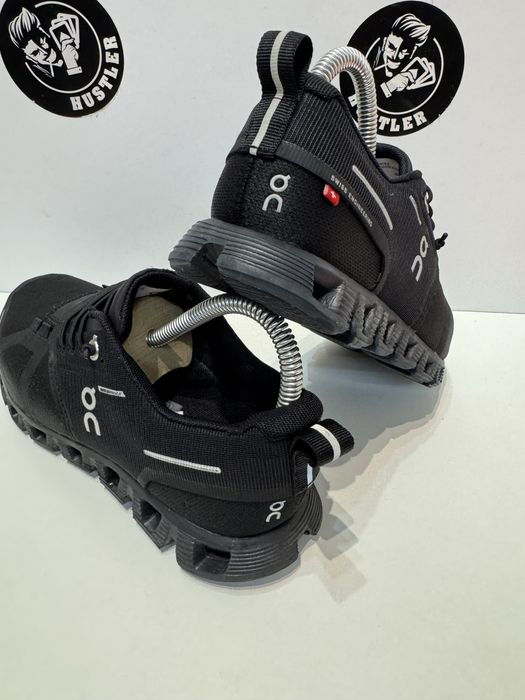 Маратонки ON CLOUD WATERPROOF .Номер 37