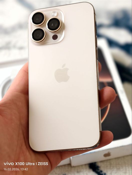 Iphone 16 pro max 93%