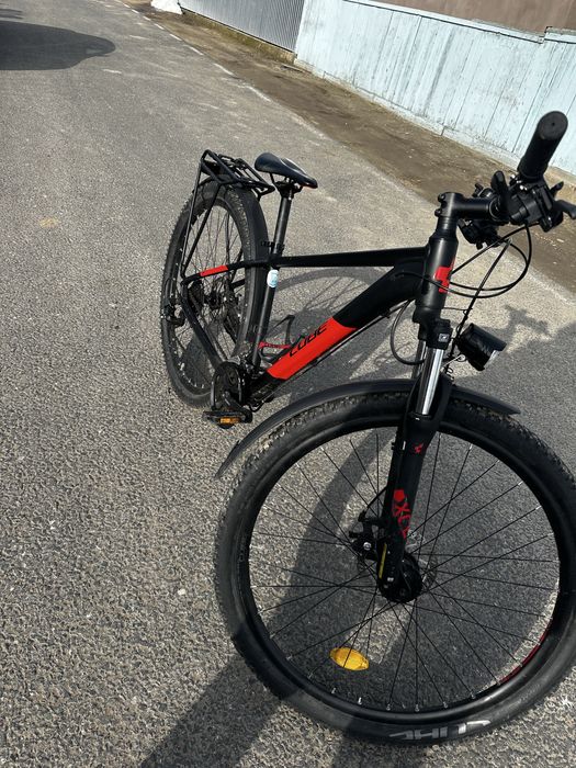 Vând bicicletă ca nouă foarte putin folosita