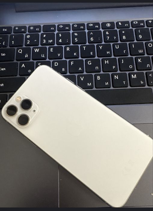Айфон  11про омбен