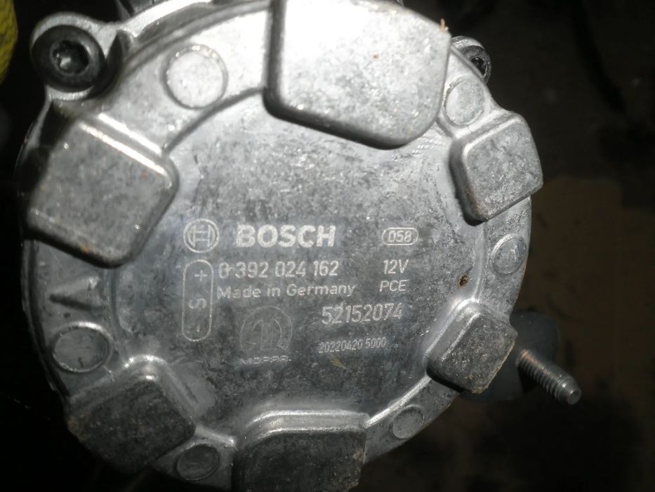 Pompa recirculare apa Fiat Tipo, 500x, Jeep Renegade, 1.6 D 0392024162 52152074