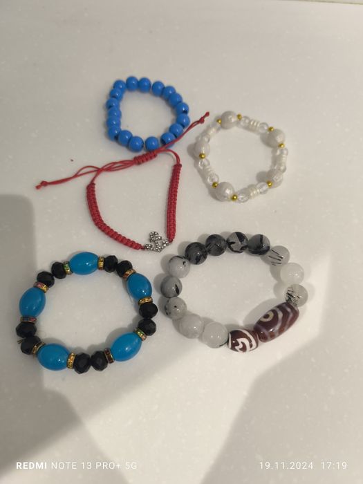 Браслеты новые разные 5шт