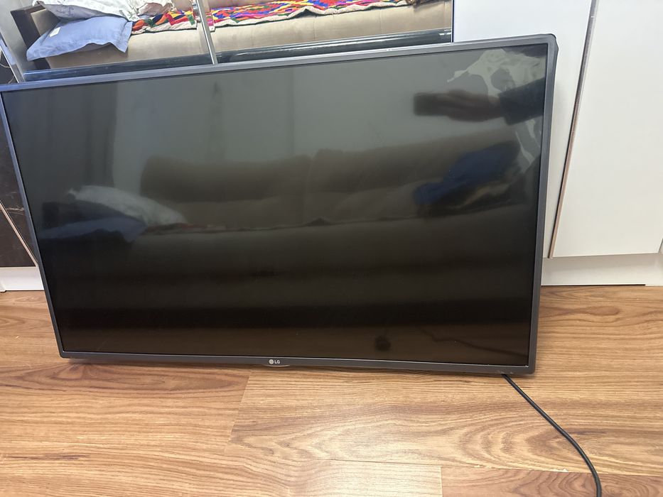Телевизор Lg большой