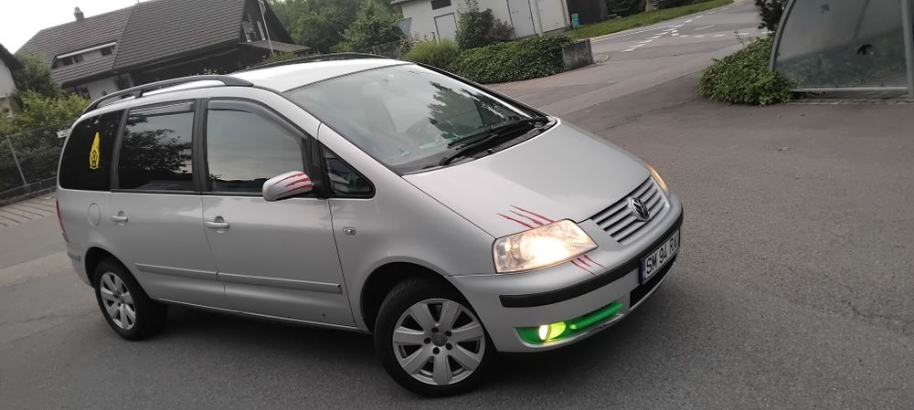 Wolkswagen saran 1.8t automat an 2003 ..260000 km
