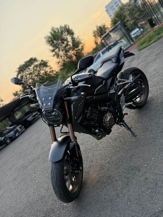 Honda CB650R - 2023 impecabila