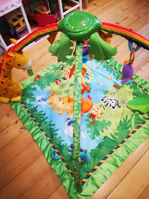 Активна гимнастика fisher price с музика и светлини