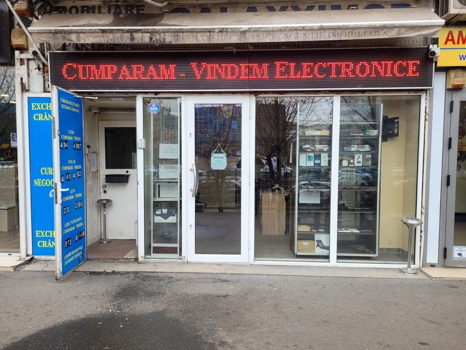 Vând spațiu comercial în Crangasi vis a vis de Piață Crangasi!