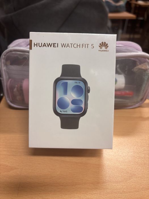 Смарт часовник HUAWEI WATCH FIT 5 (Black)