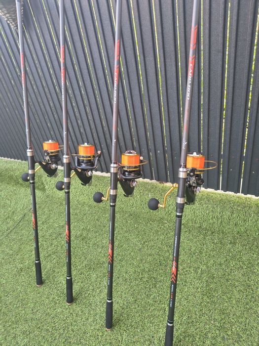 Set 4 lansete Carp 3.9m 3 seg 3.75 lbs + 4 mulinete AQ9000 18+1 rulmen