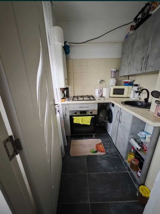 Garsoniera de vanzare