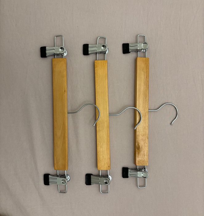 Закачалки за дрехи/ панталон /детски дрехи