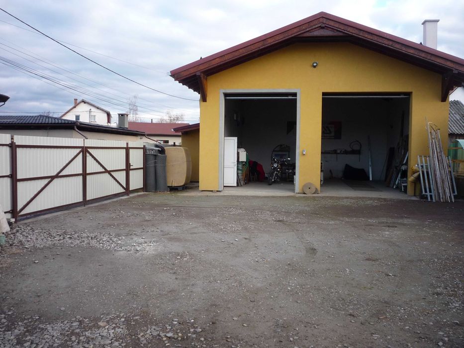 de  inchiriat atelier/depozit 85m2