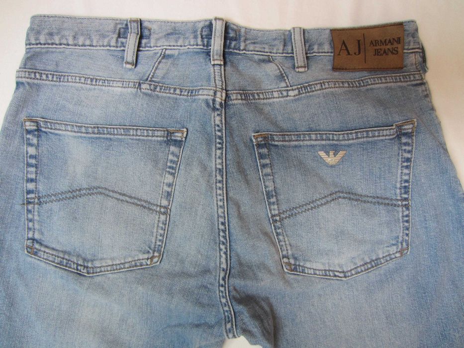Blugi Armani,W32L30(scurtati),Talie=84cm,Lung=99cm,drepti,stare f.buna