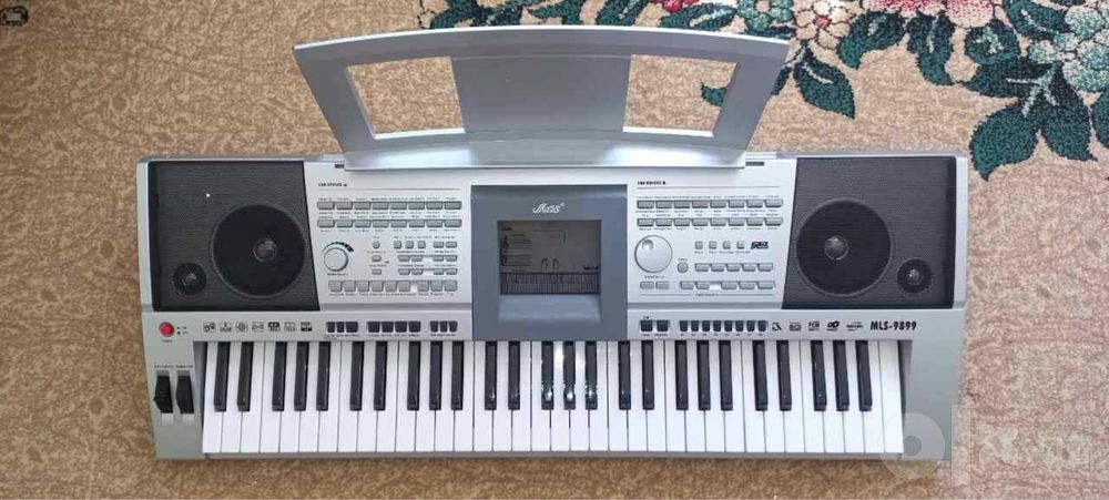 Yamaha Sintezator satiladi