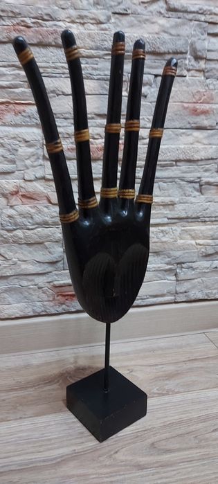 Маска деревянная для интерьера