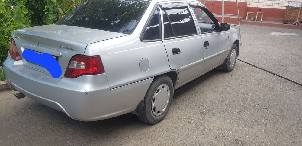 Nexia 2 сотилади