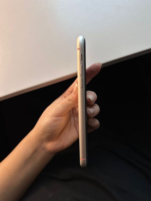 Продам iphone 11