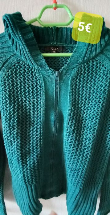 Дамски суичъри и блузки от 3 до 5€, S/M